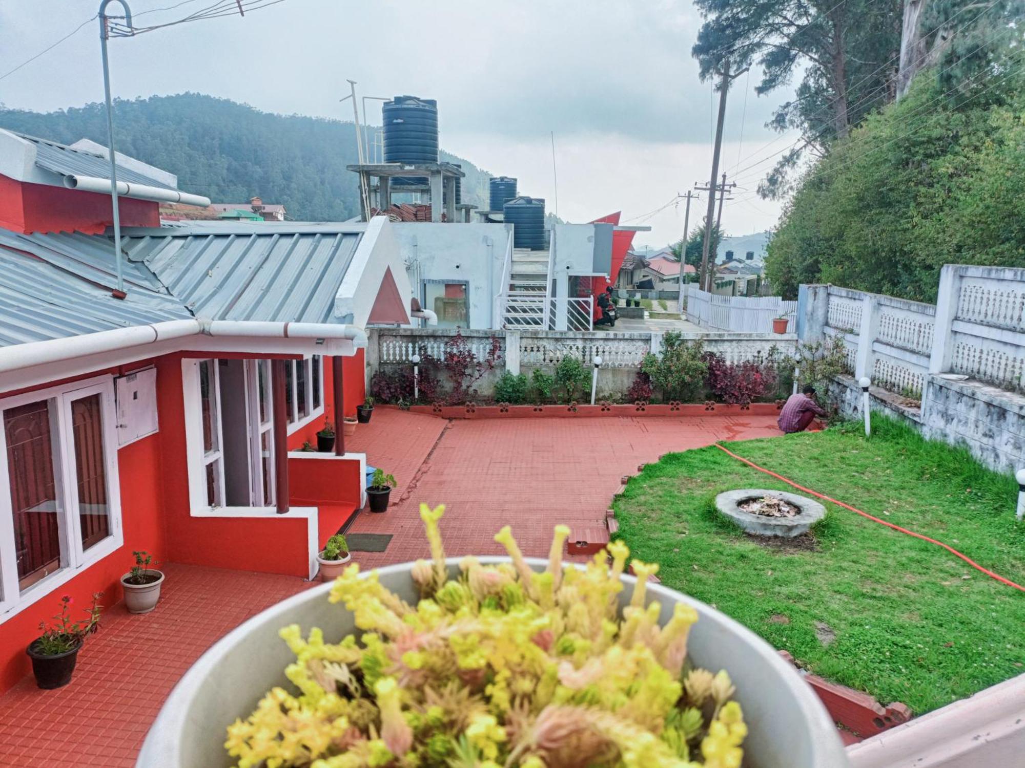 Queens Cottage - Individual Cottage Ooty Exterior photo